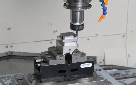 Focusing on the manufacturing of clamping tools 01